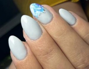 آموزشگاه کاشت ناخن سعادت آباد